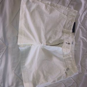 White gap shorts